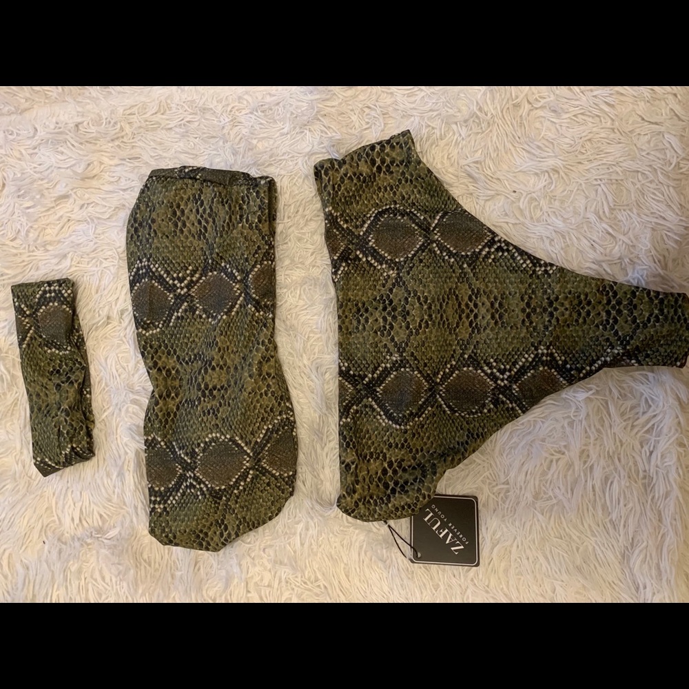 Zaful snakeskin bathing suit with choker